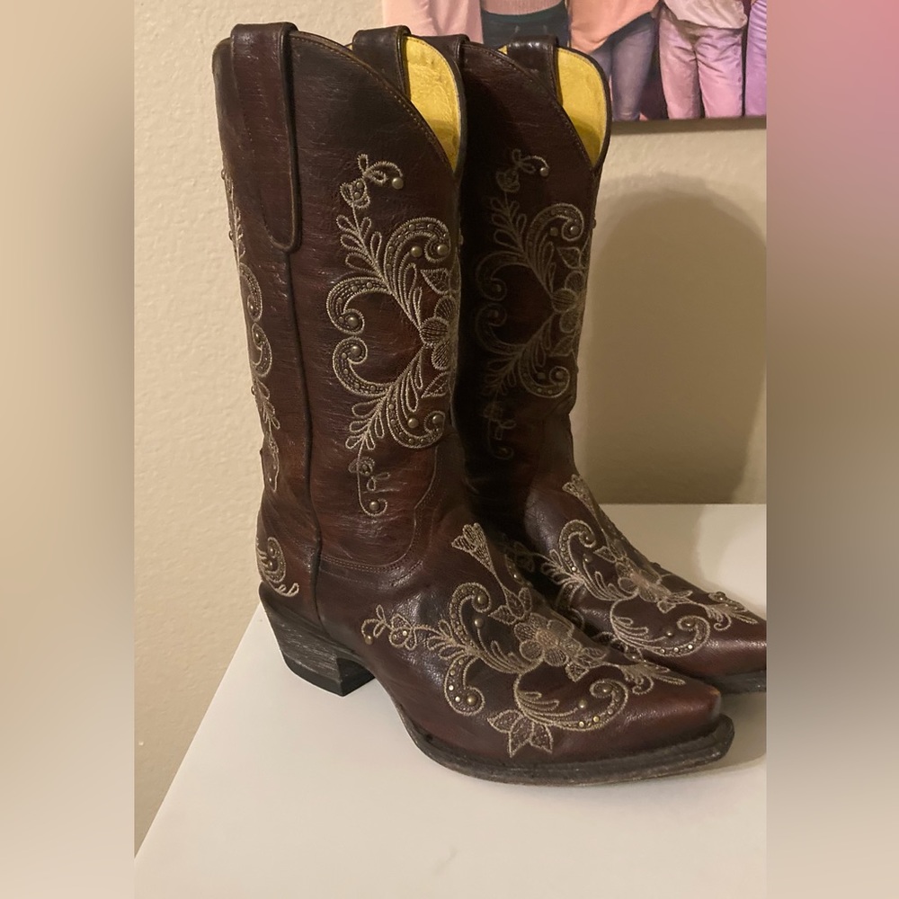 Boots